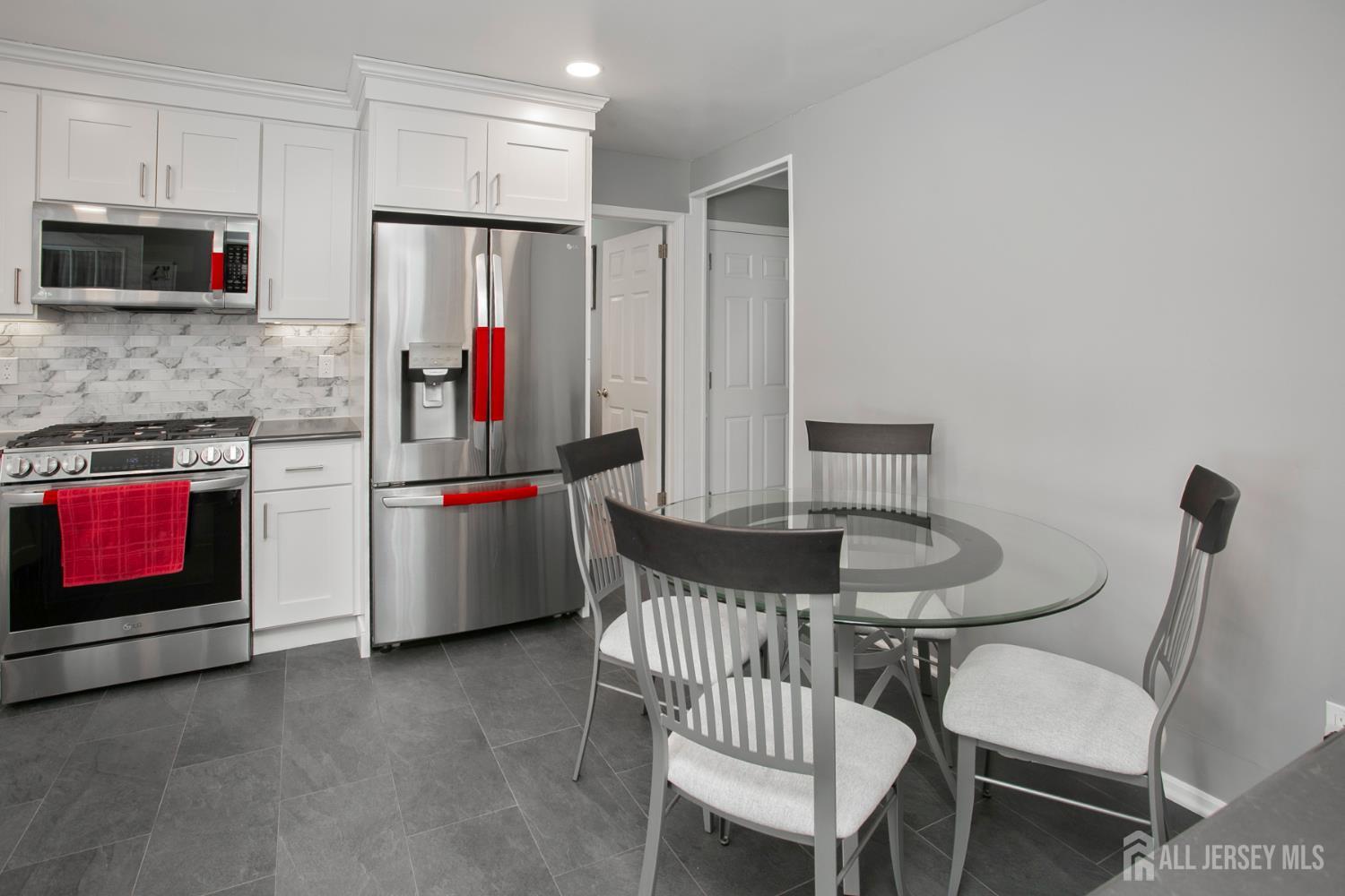 3 Hummingbird Lane Edison, NJ 08820 - Photo 12 of 36