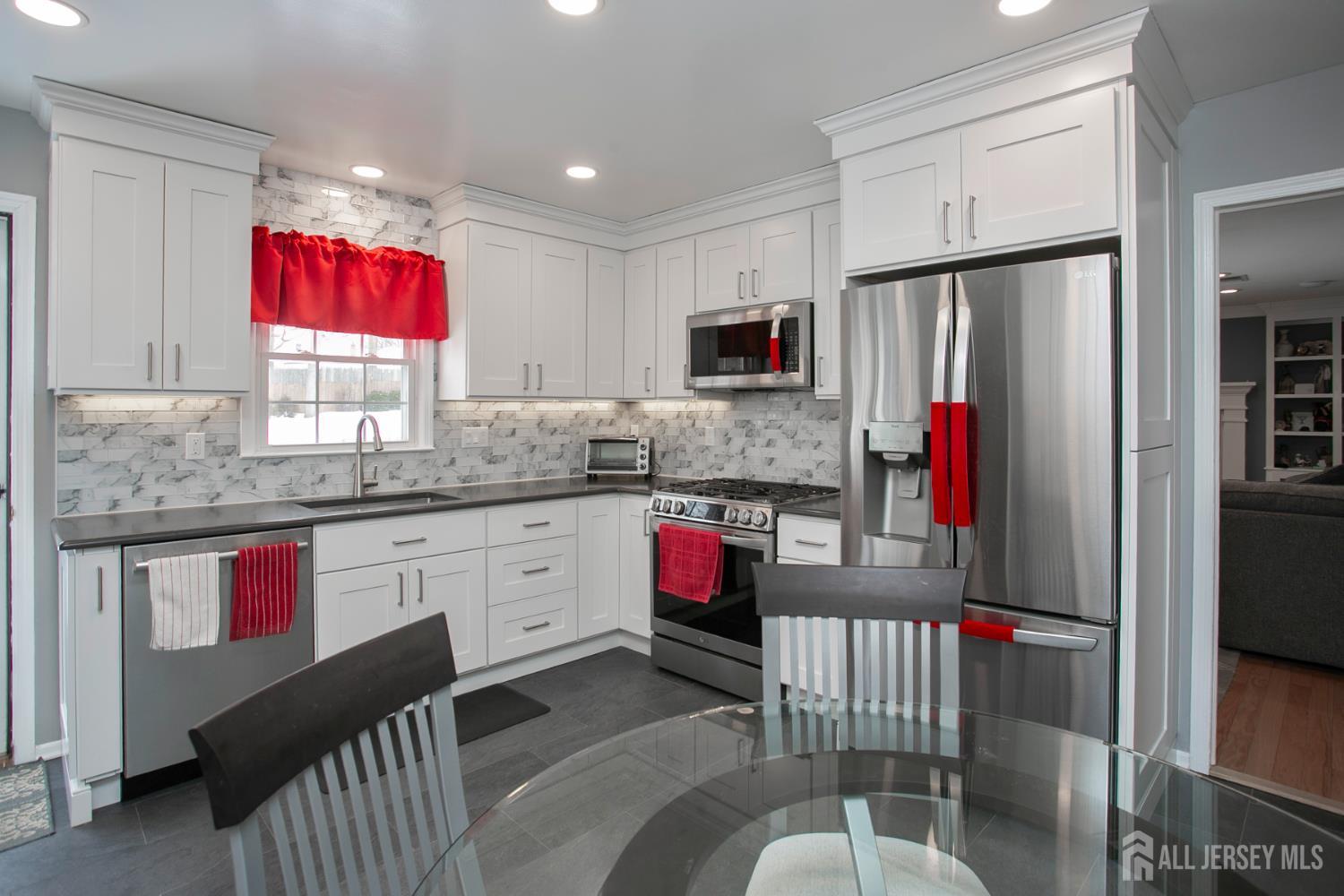 3 Hummingbird Lane Edison, NJ 08820 - Photo 14 of 36