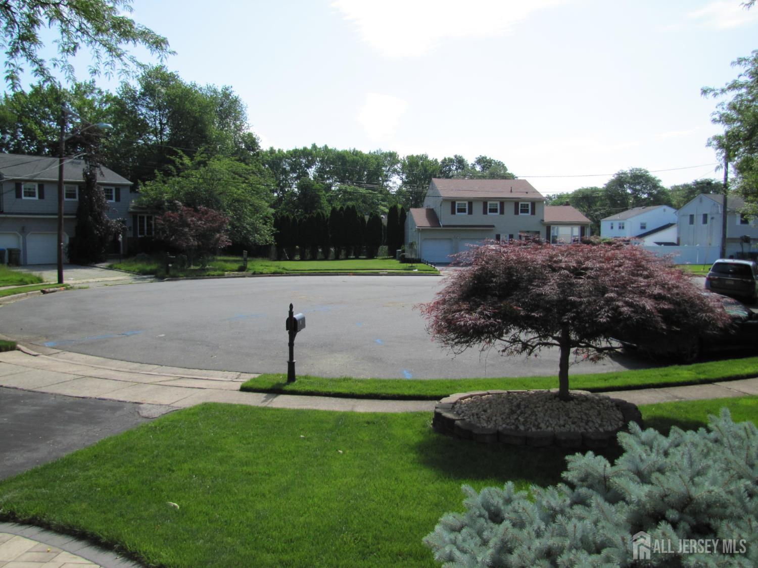 3 Hummingbird Lane Edison, NJ 08820 - Photo 30 of 36