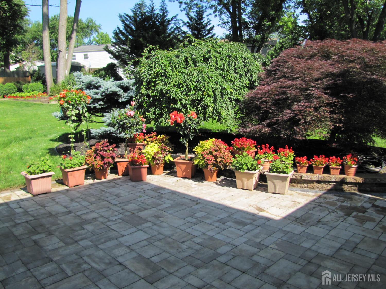 3 Hummingbird Lane Edison, NJ 08820 - Photo 32 of 36