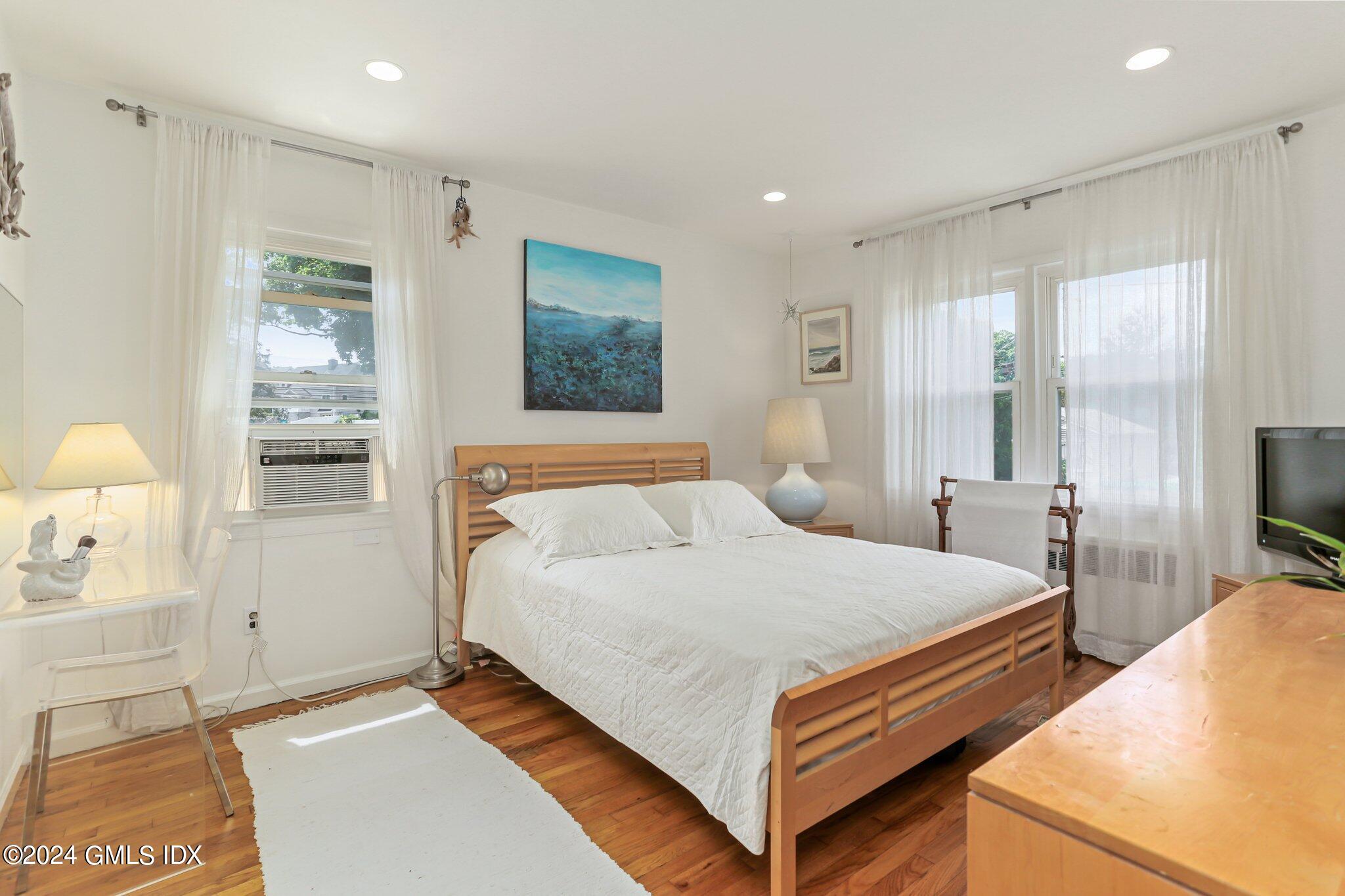 6 Silver Beech Road Riverside, CT 06878 - Photo 13 of 29 19-web-or-mls-6-silver-beech-rd