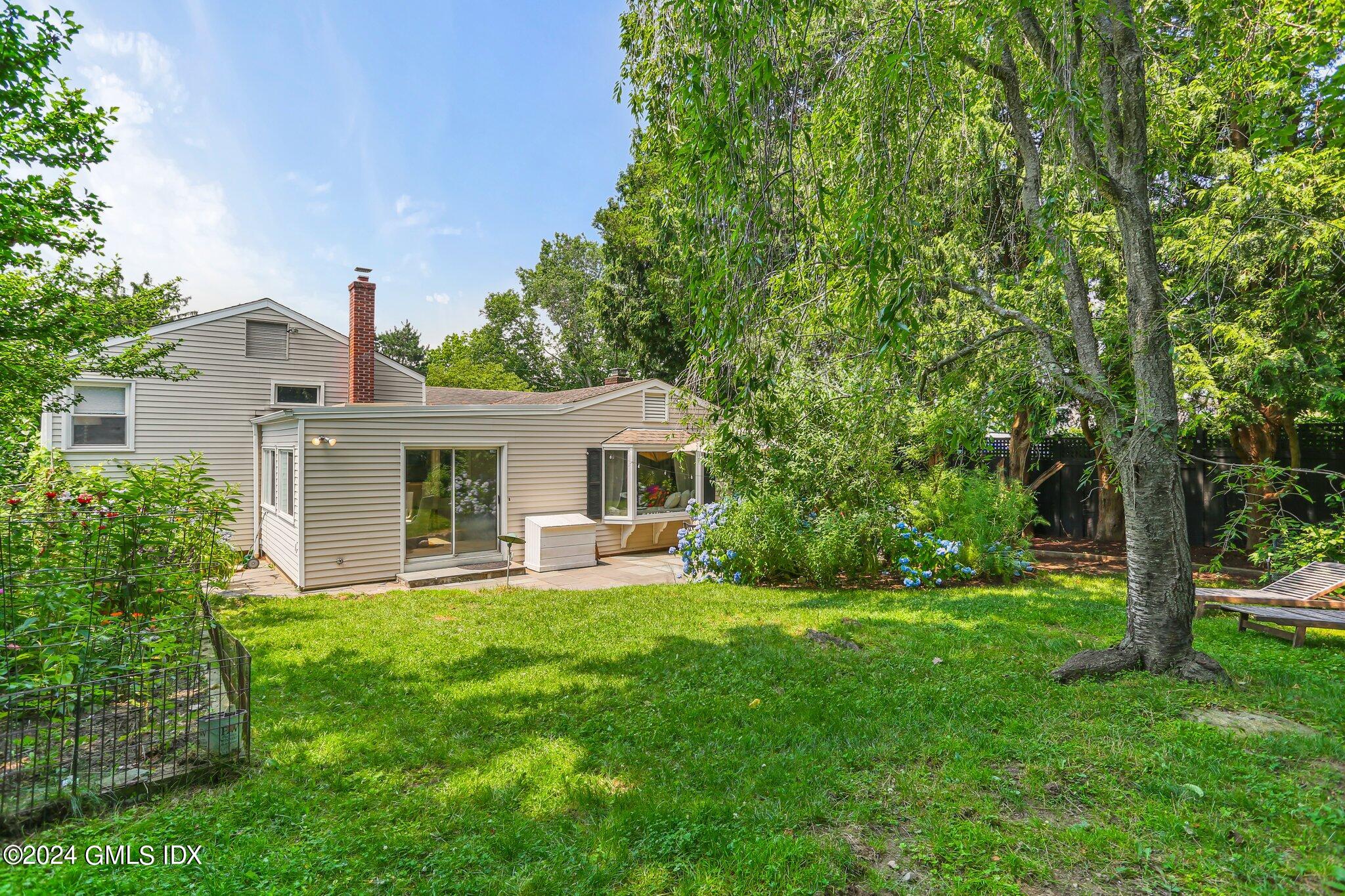 6 Silver Beech Road Riverside, CT 06878 - Photo 25 of 29 33-web-or-mls-6-silver-beech-rd