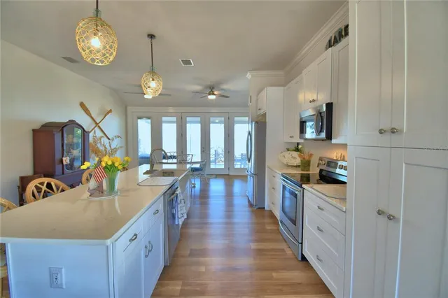 $595,000 | 1173 South Lake Reedy Boulevard, Frostproof, FL 33843