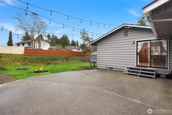 $850,000 | 4522 182nd Place Southwest, Lynnwood, WA 98037