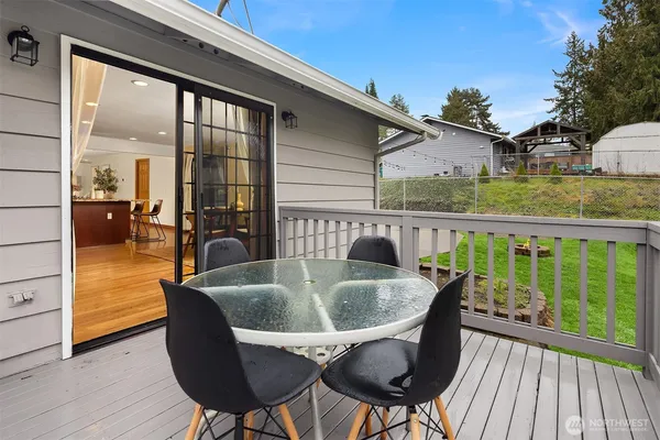 $850,000 | 4522 182nd Place Southwest, Lynnwood, WA 98037