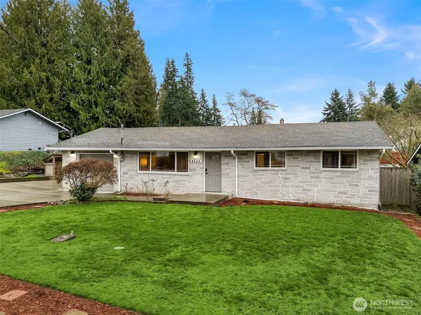 $850,000 | 4522 182nd Place Southwest, Lynnwood, WA 98037