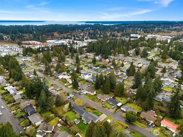$850,000 | 4522 182nd Place Southwest, Lynnwood, WA 98037