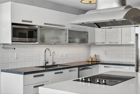 $774,999 | 601 Northeast 36th Street, Unit 1101, Miami, FL 33137