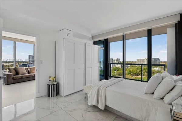 $774,999 | 601 Northeast 36th Street, Unit 1101, Miami, FL 33137