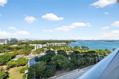 $774,999 | 601 Northeast 36th Street, Unit 1101, Miami, FL 33137