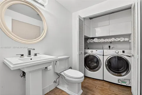 $774,999 | 601 Northeast 36th Street, Unit 1101, Miami, FL 33137