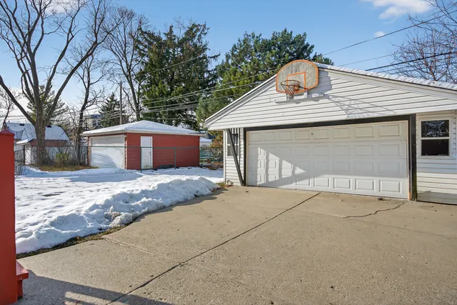 $635,000 | 1820 South Prospect Avenue, Park Ridge, IL 60068
