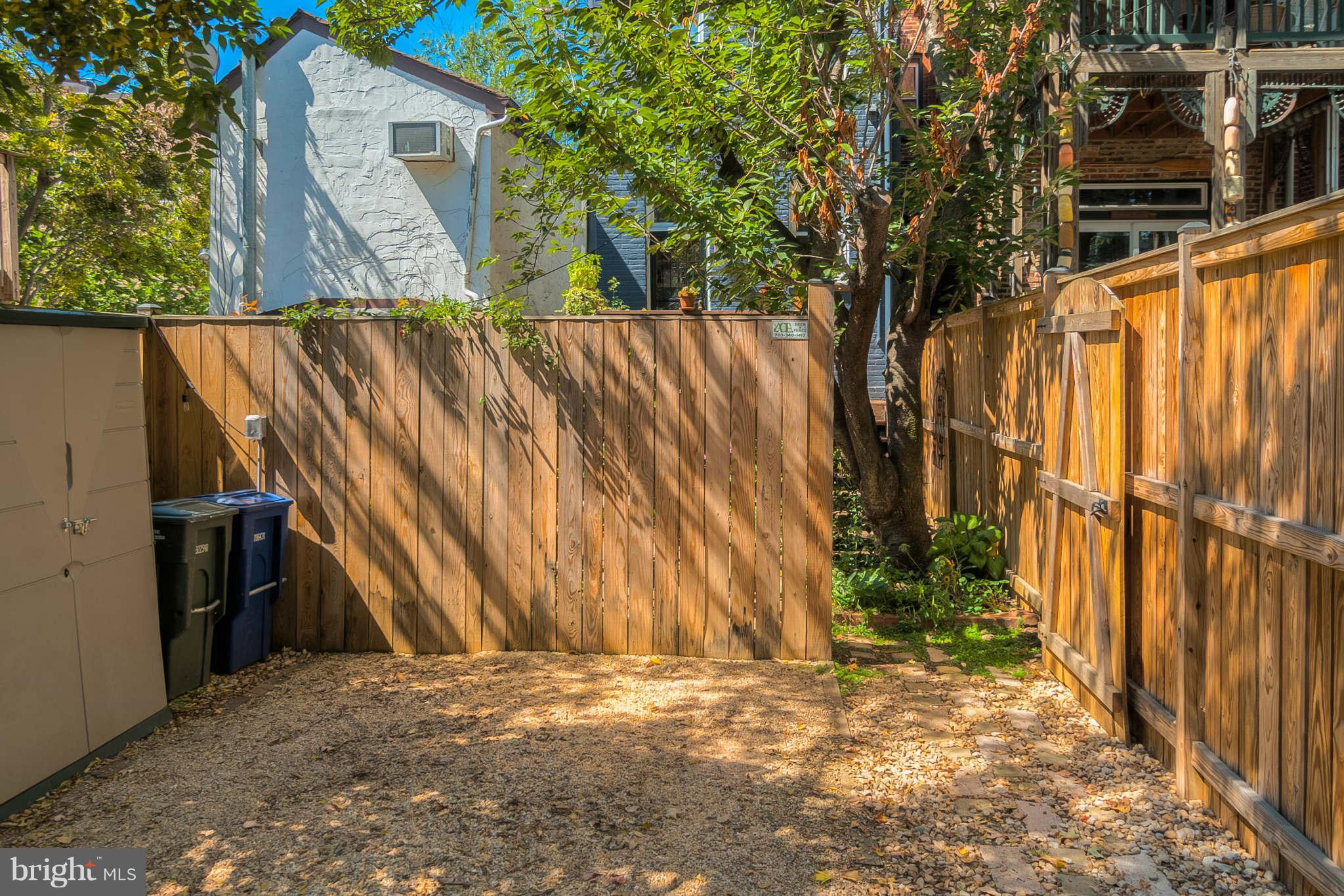 424 7th Street Southeast Washington, DC 20003 - Photo 11 of 24 Exterior (Rear)