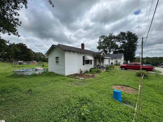 $180,000 | 238 Abner Creek Road, Greer, SC 29651