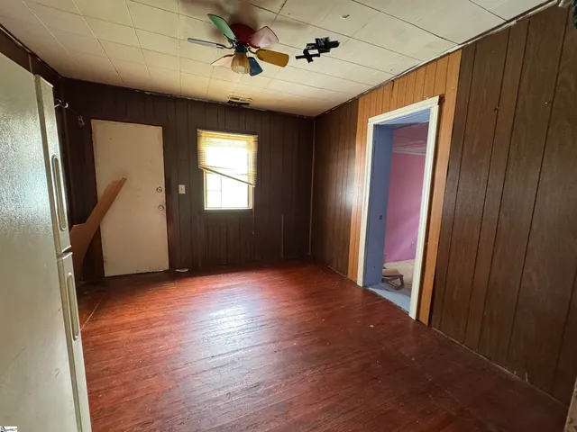 $180,000 | 238 Abner Creek Road, Greer, SC 29651