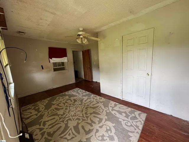 $180,000 | 238 Abner Creek Road, Greer, SC 29651