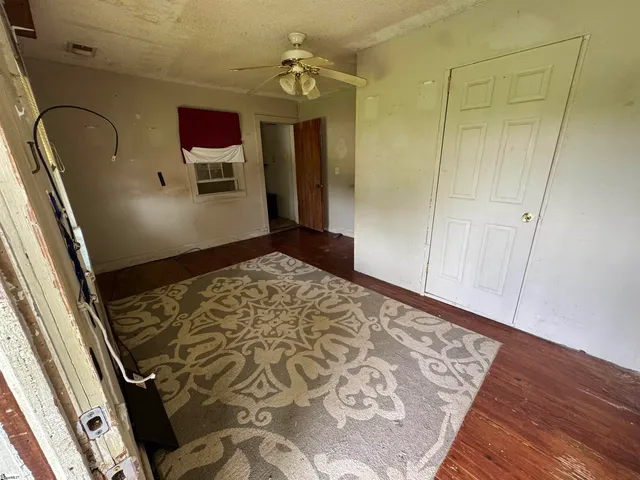 $180,000 | 238 Abner Creek Road, Greer, SC 29651