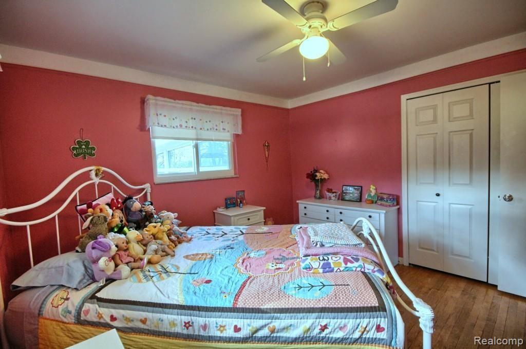 55191 Broughton Road Macomb, MI 48042 - Photo 23 of 30