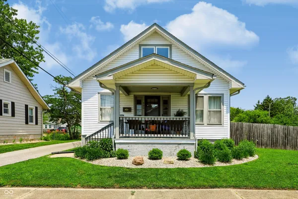 $269,900 | 300 Herriott Street, Franklin, IN 46131