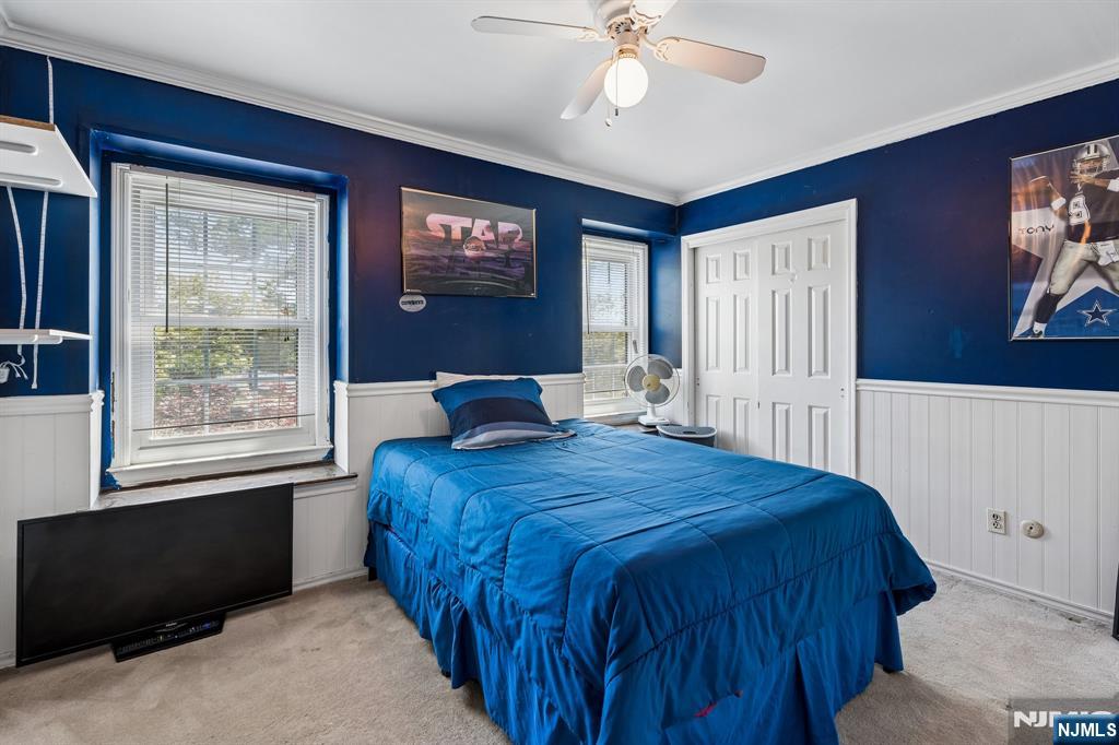 39 Robin Hood Way Wayne, NJ 07470 - Photo 24 of 36
