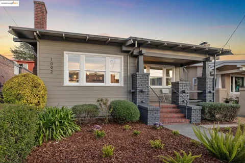 $968,000 | 1092 Dwight Way, Berkeley, CA 94710