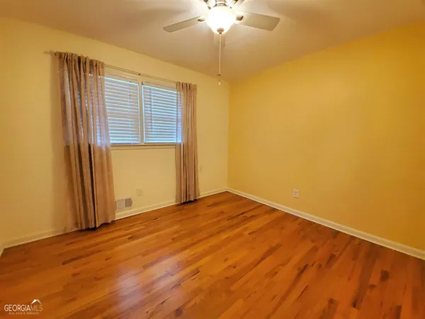 $1,950 | 48 Leigh Street, Commerce, GA 30529