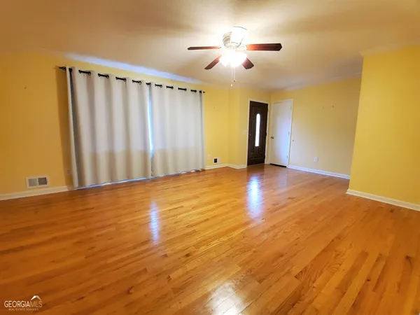 $1,950 | 48 Leigh Street, Commerce, GA 30529