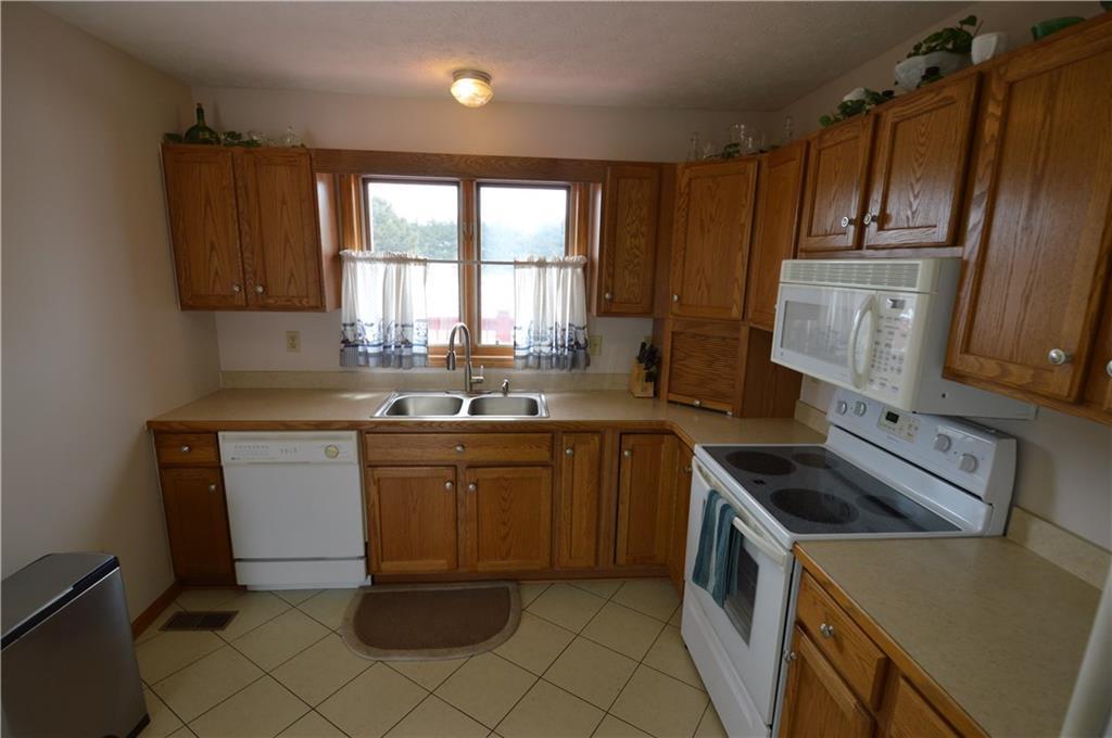 1949 East County Line Road Springfield, OH 45502 - Photo 13 of 42