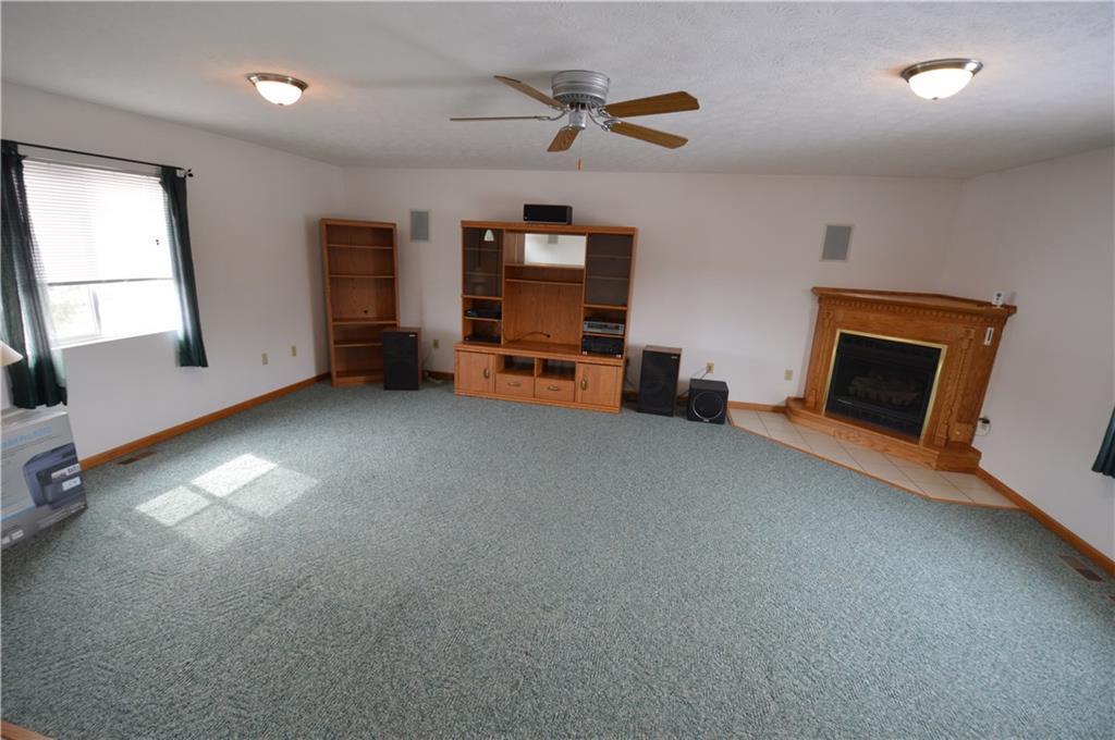 1949 East County Line Road Springfield, OH 45502 - Photo 19 of 42