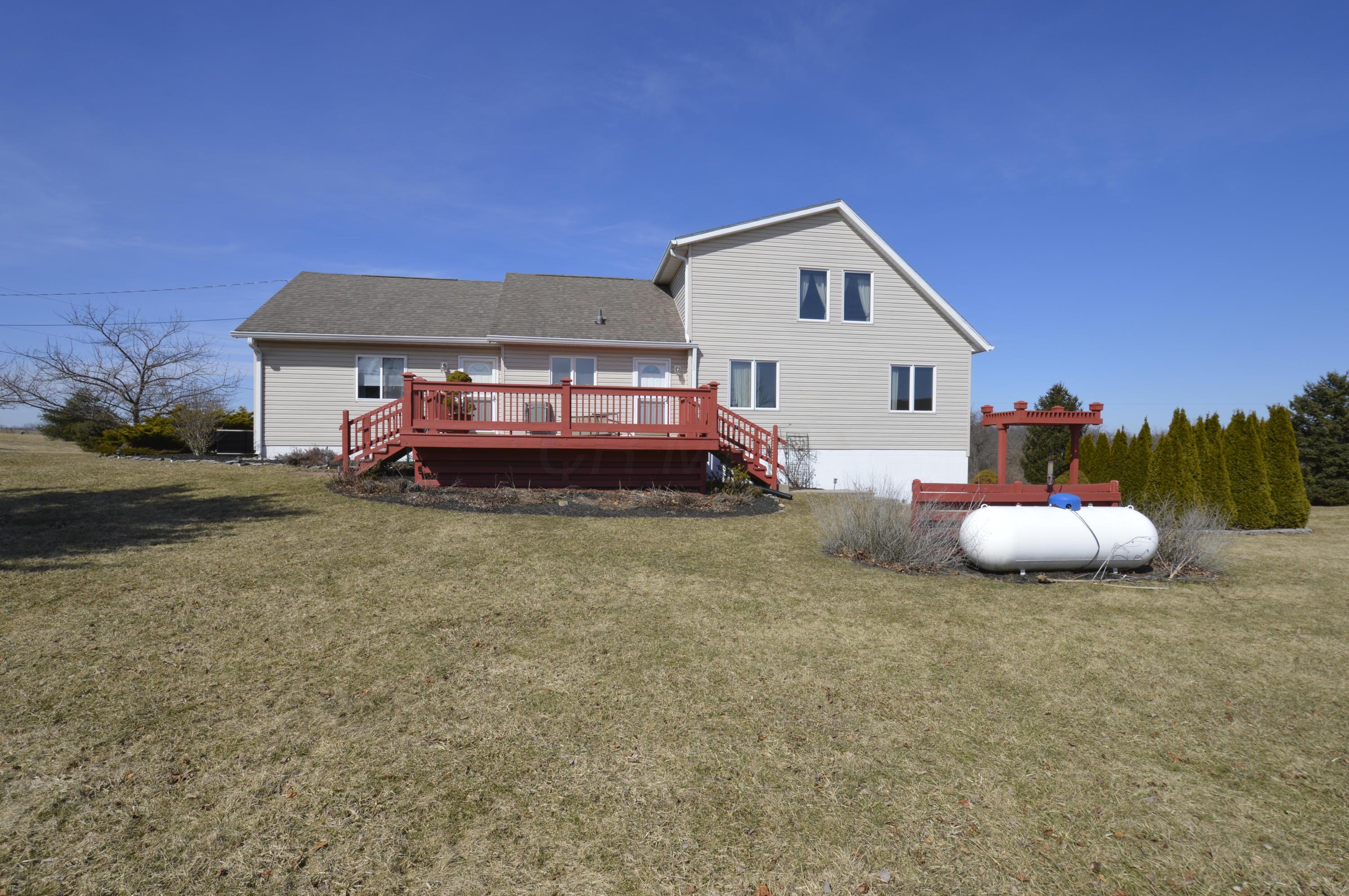 1949 East County Line Road Springfield, OH 45502 - Photo 4 of 42