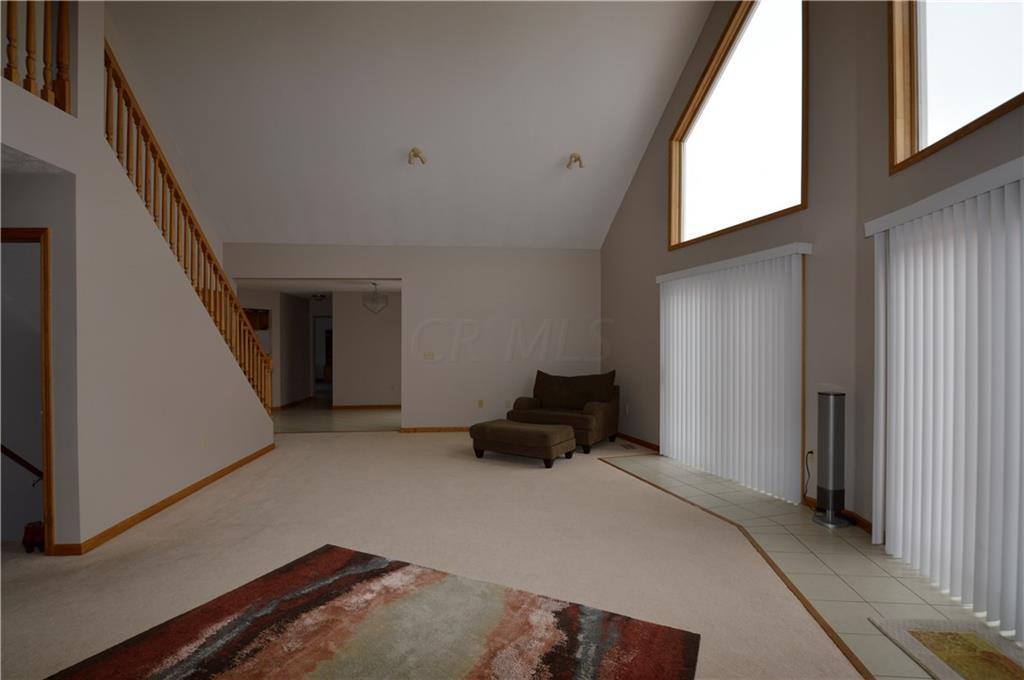 1949 East County Line Road Springfield, OH 45502 - Photo 7 of 42