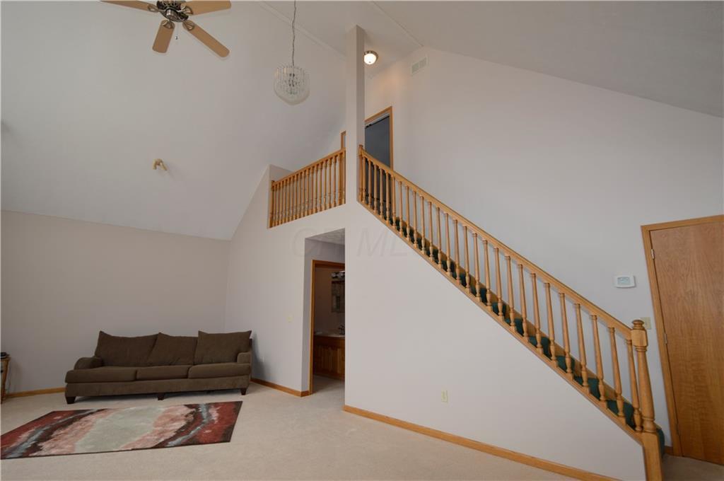 1949 East County Line Road Springfield, OH 45502 - Photo 8 of 42