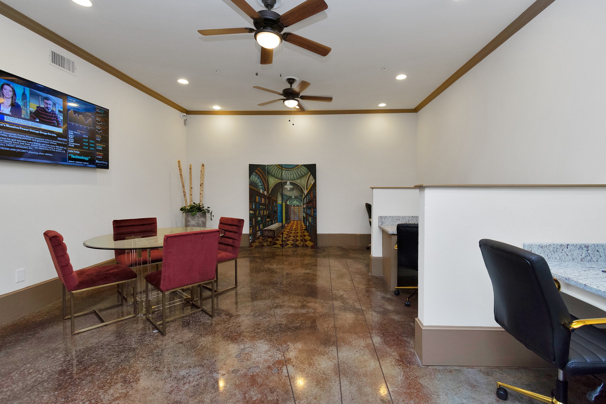 2400 McCue Road, Unit 333 Houston, TX 77056 - Photo 38 of 49 Business center