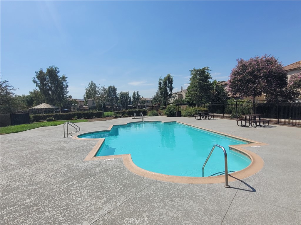 4022 Sutton Court Riverside, CA 92501 - Photo 18 of 20 Gallery Image 18