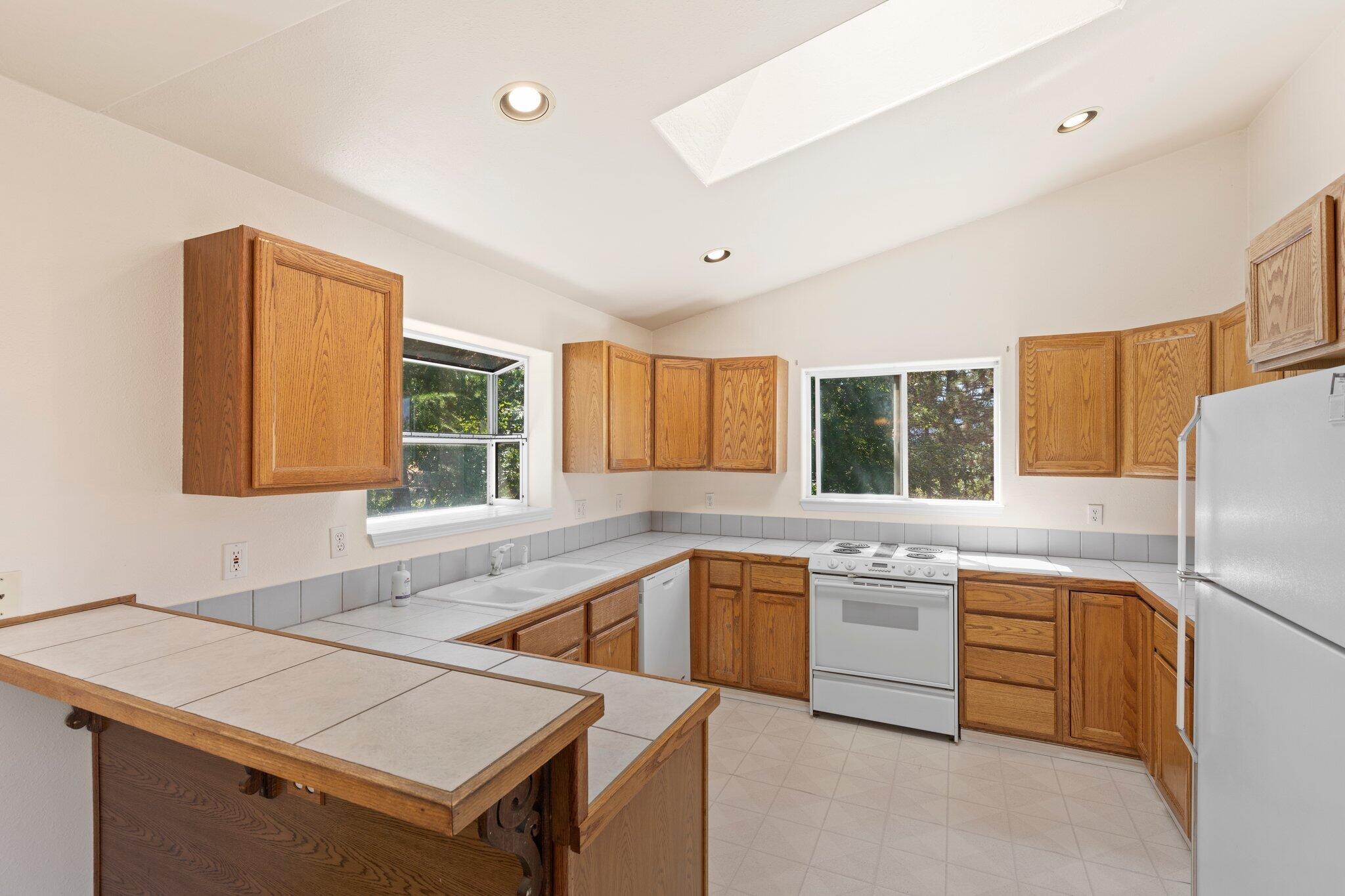 2888 Quail Run Road Talent, OR 97540 - Photo 14 of 56 14-web-or-mls-WCIL0264