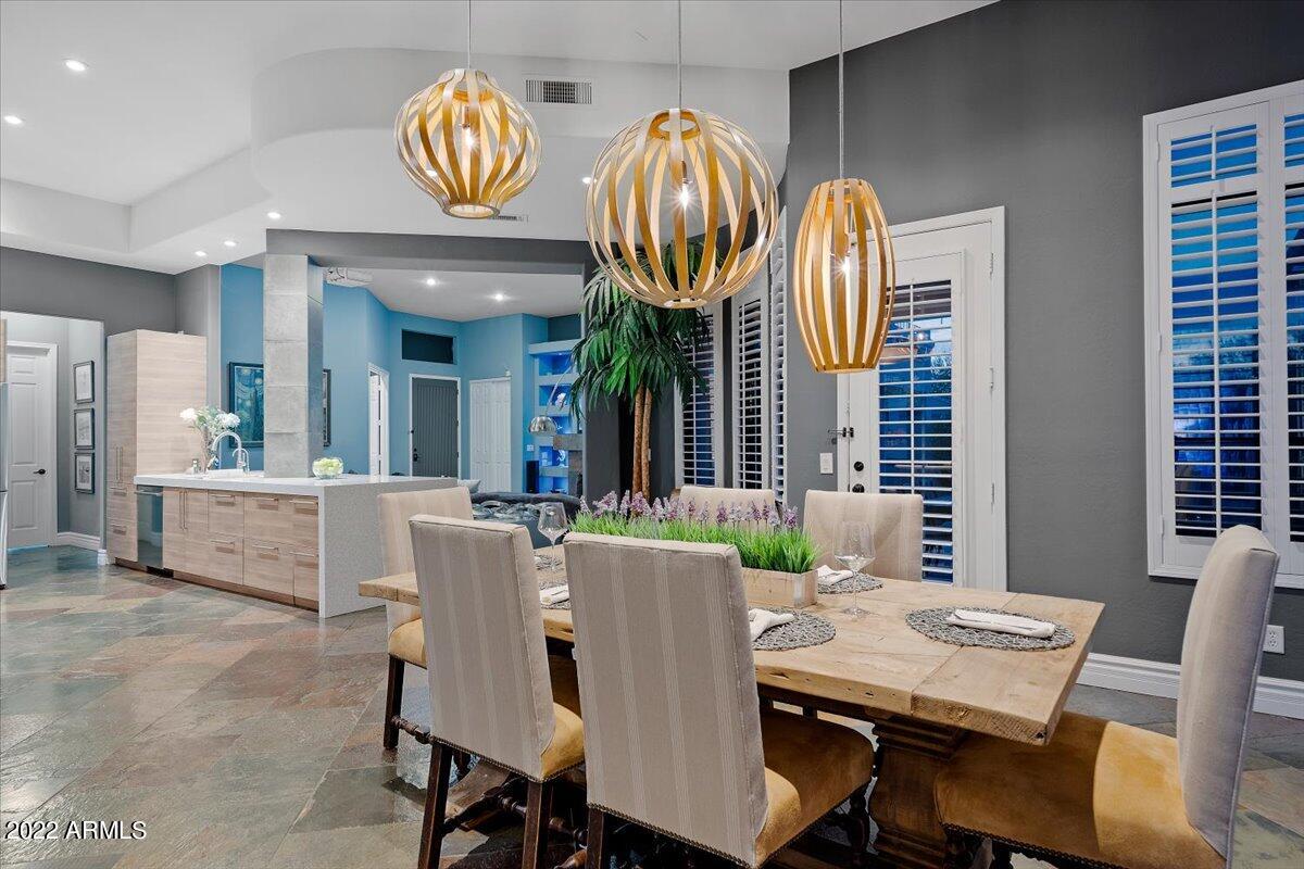 5222 East Hashknife Road Phoenix, AZ 85054 - Photo 21 of 58 Sunset mountain views, private luxury!