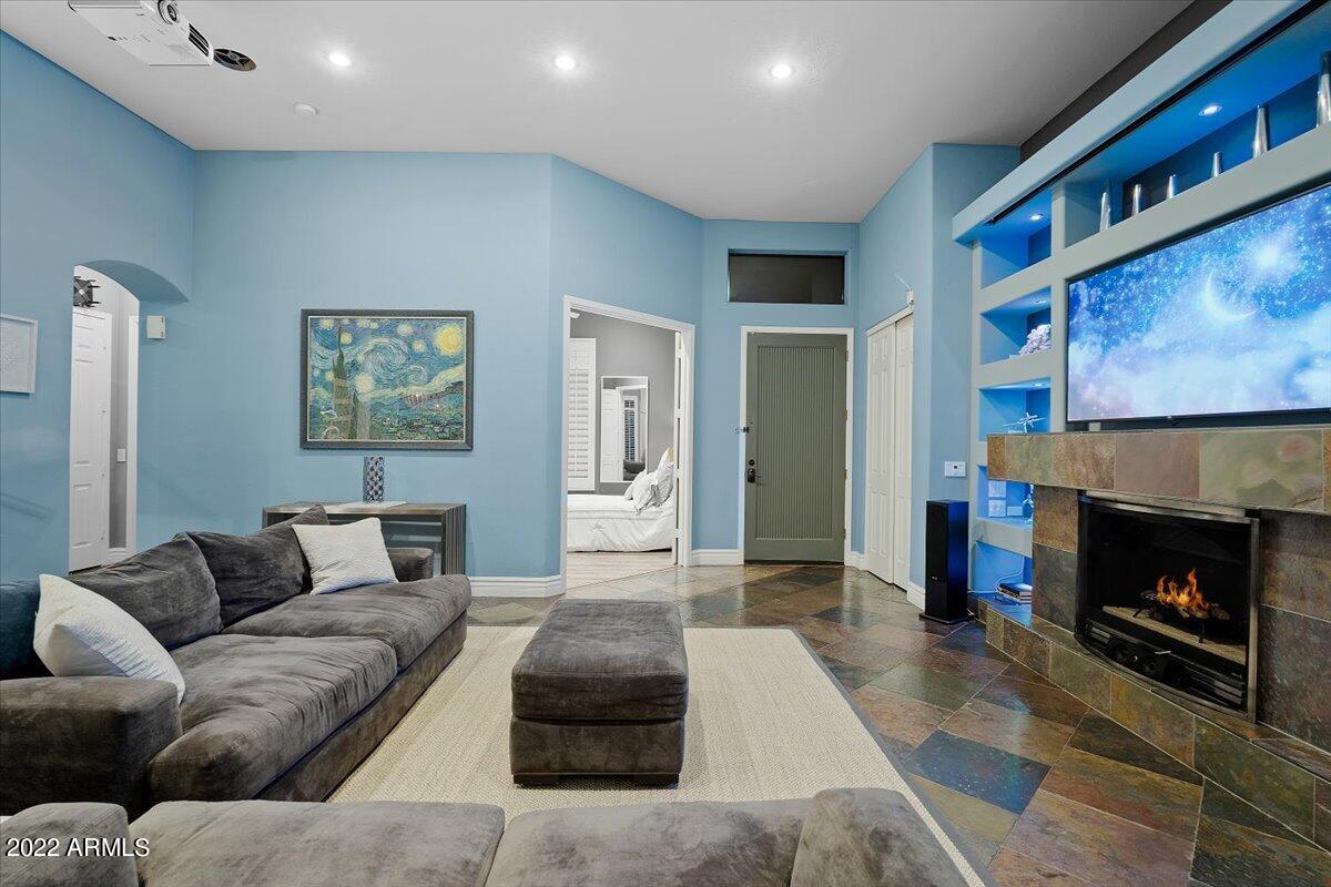 5222 East Hashknife Road Phoenix, AZ 85054 - Photo 33 of 58 Sunset mountain views, private luxury!