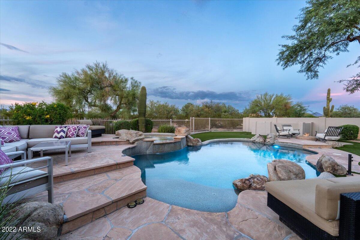 5222 East Hashknife Road Phoenix, AZ 85054 - Photo 44 of 58 Sunset mountain views, private luxury!