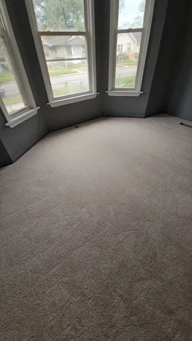 $1,800 | 663 West 117th Place, Unit 2, Chicago, IL 60628