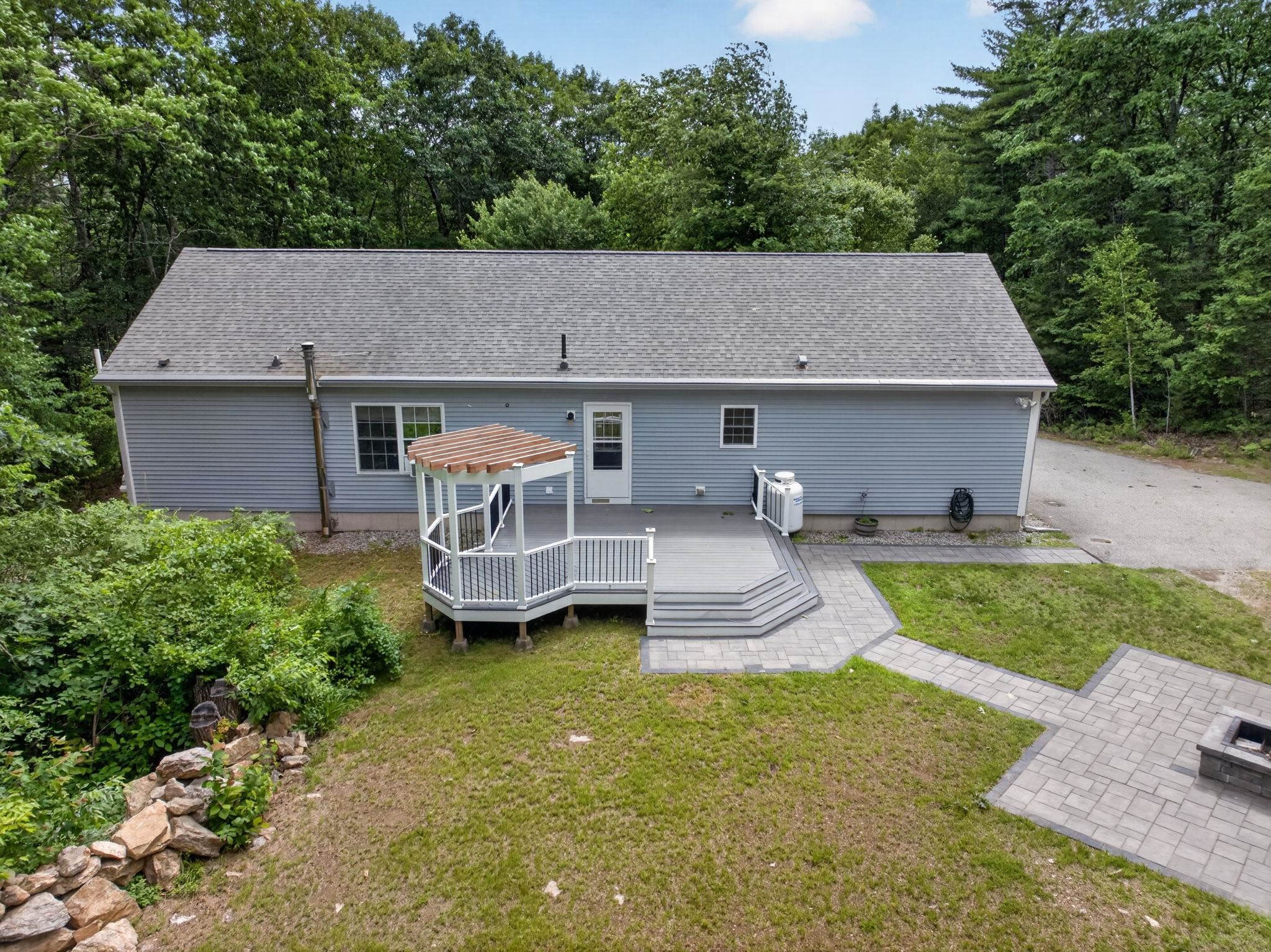 148 Old Wolfeboro Road Alton, NH 03809 - Photo 38 of 49