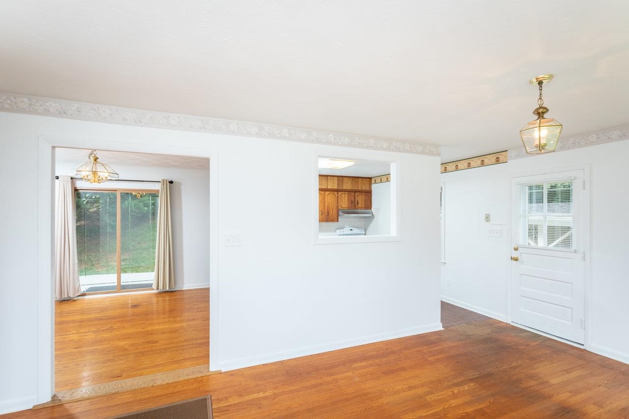 2567 Spaders Church Road Harrisonburg, VA 22801 - Photo 8 of 42 Gallery Image 8