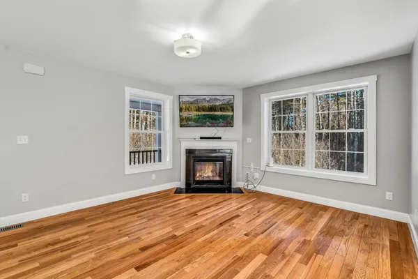 $950,000 | 120 Dover Road, Durham, NH 03824