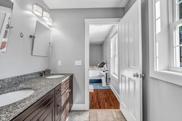 $950,000 | 120 Dover Road, Durham, NH 03824