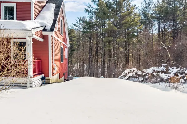 $950,000 | 120 Dover Road, Durham, NH 03824