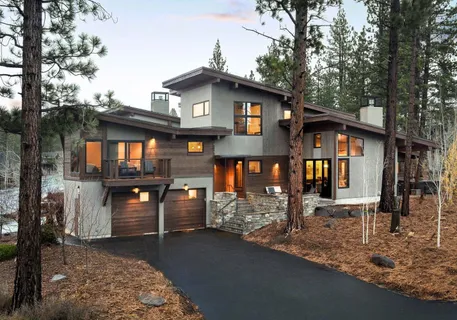 $2,395,000 | 9110 Heartwood Drive, Truckee, CA 96161
