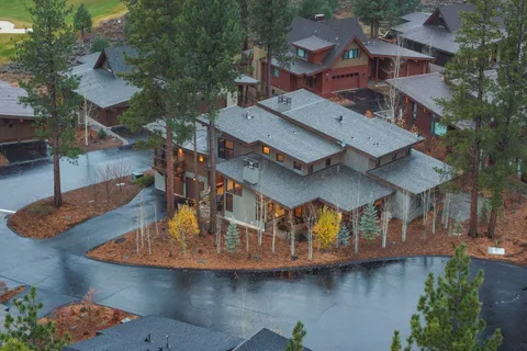$2,395,000 | 9110 Heartwood Drive, Truckee, CA 96161