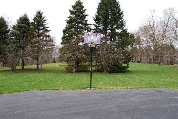 47 Hunt Road West Brookfield, MA 01585 - Photo 3 of 30 Gallery Image 3