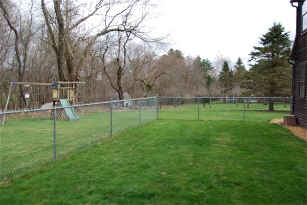 47 Hunt Road West Brookfield, MA 01585 - Photo 4 of 30 Gallery Image 4