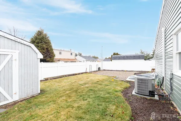 $3,550 | 57 Columbus Avenue, Edison, NJ 08817