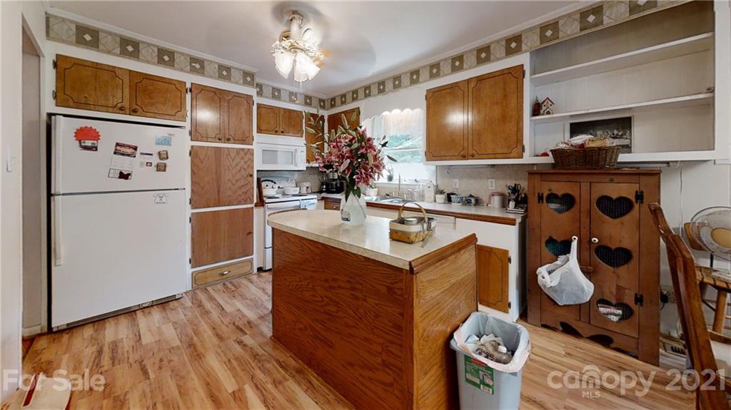 2836 Emmanuel Church Road Conover, NC 28613 - Photo 12 of 21 Gallery Image 12